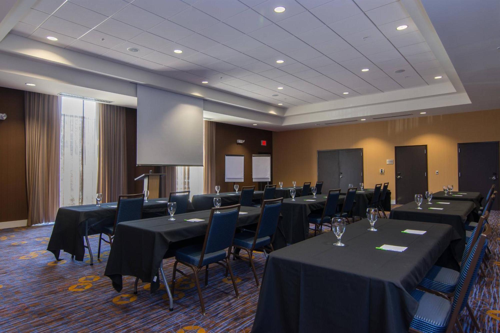 Courtyard By Marriott Raleigh-Durham Airport/Brier Creek Hotell Exteriör bild